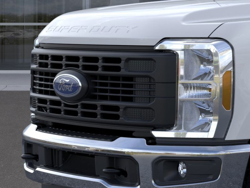 Ford Super Duty F-250 SRW Vehicle Image 19