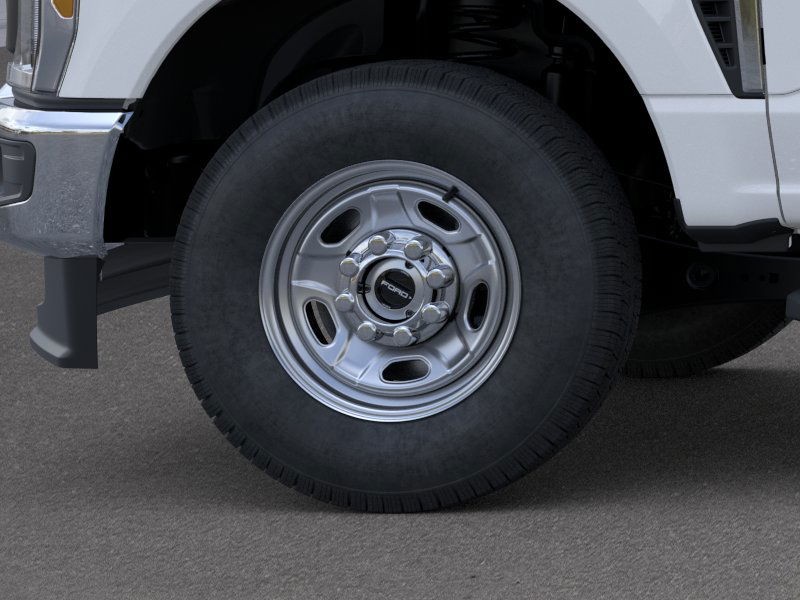 Ford Super Duty F-250 SRW Vehicle Image 21