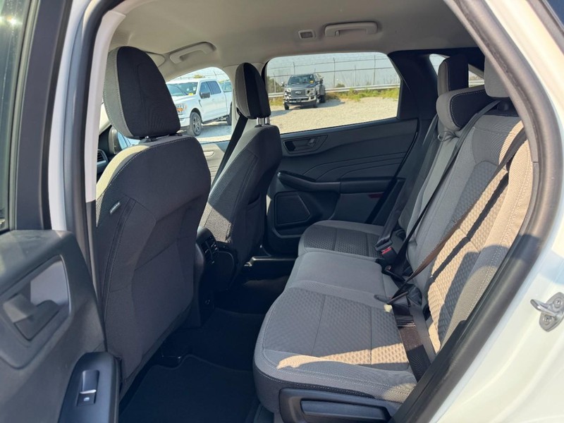 Ford Escape Vehicle Image 12