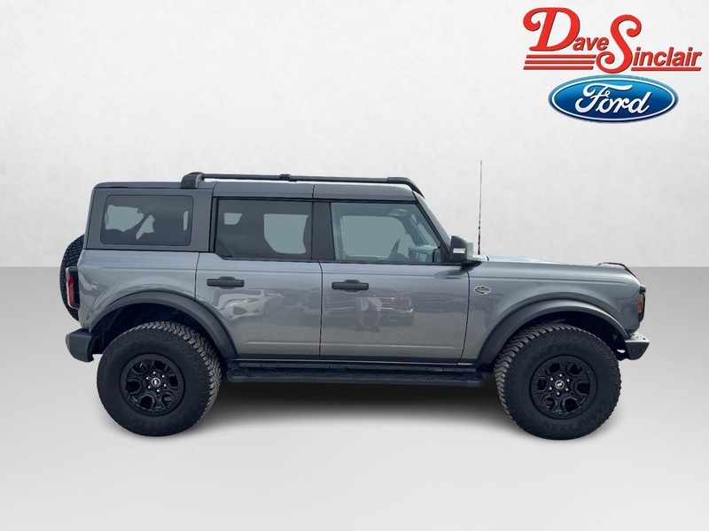 Ford Bronco Vehicle Image 05