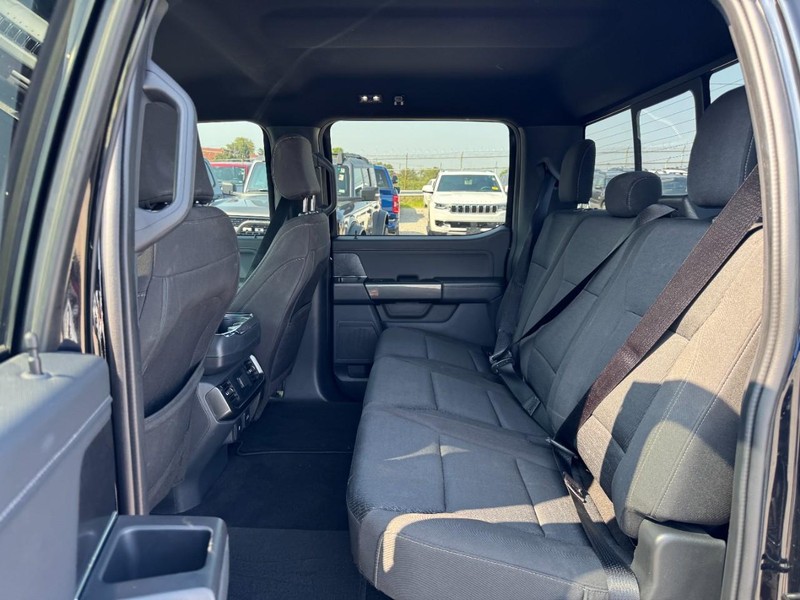 Ford F-150 Vehicle Image 12