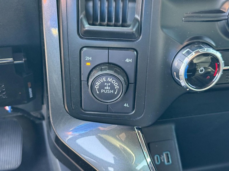 Ford F-150 Vehicle Image 24