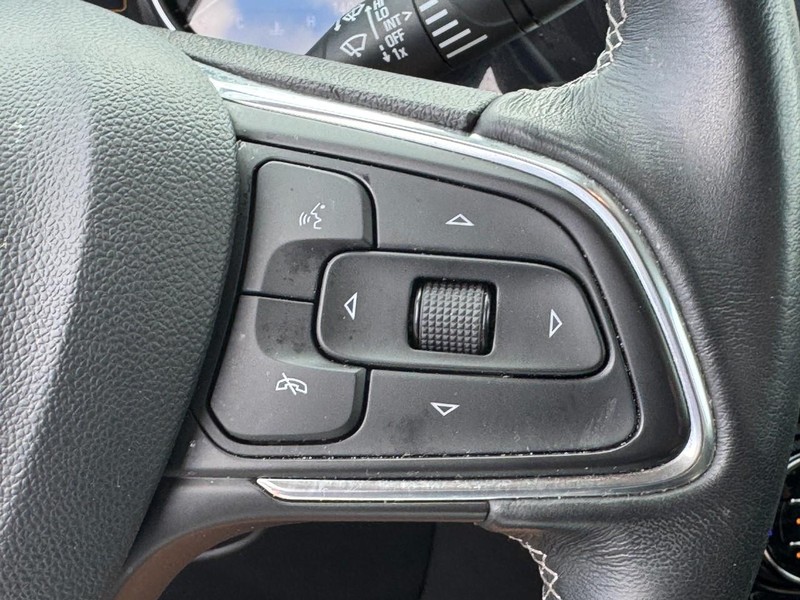 Buick Encore GX Vehicle Image 18