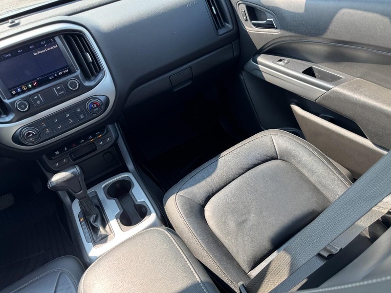 Chevrolet Colorado Vehicle Image 16