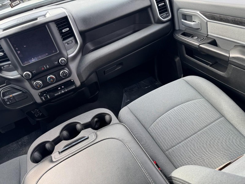 Ram 2500 Vehicle Image 16