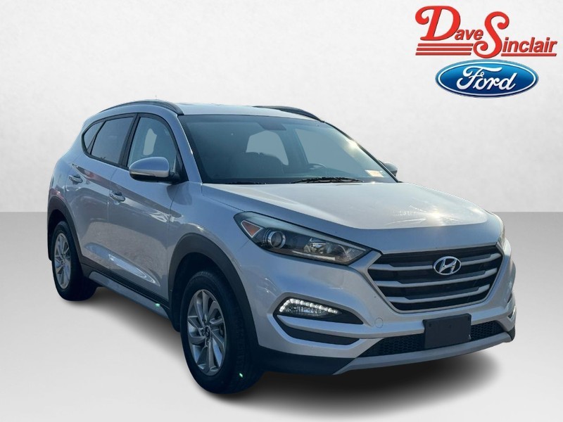 Hyundai Tucson Vehicle Image 04