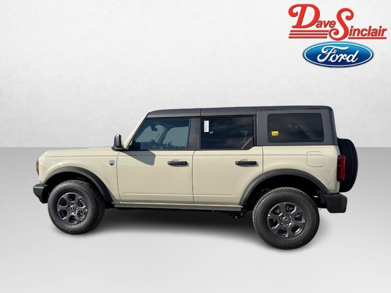 Ford Bronco Vehicle Image 10