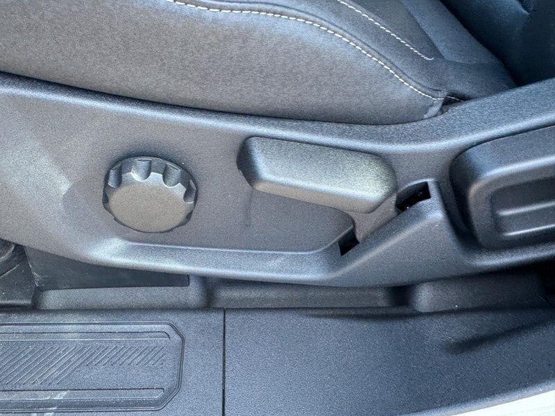 Ford Bronco Vehicle Image 18