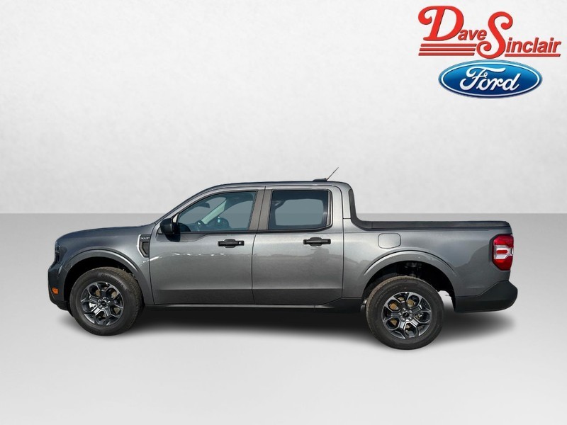 Ford Maverick Vehicle Image 10