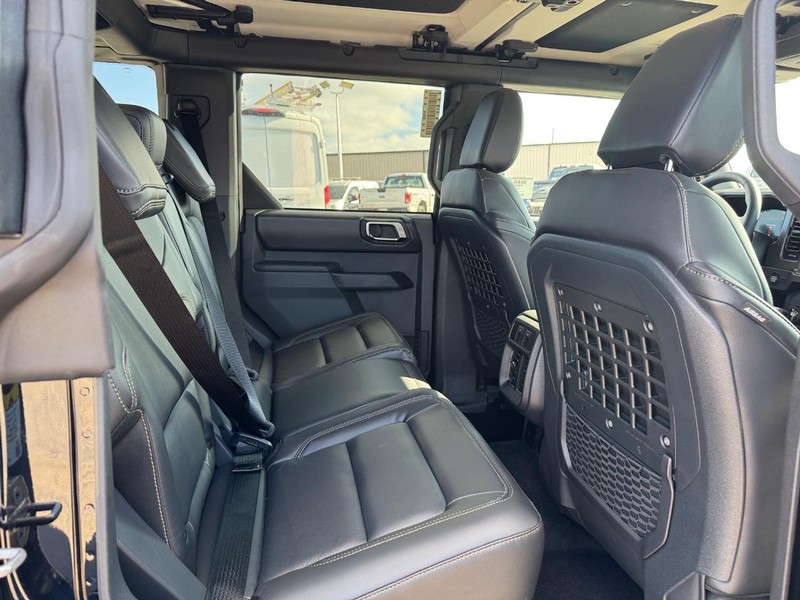 Ford Bronco Vehicle Image 13