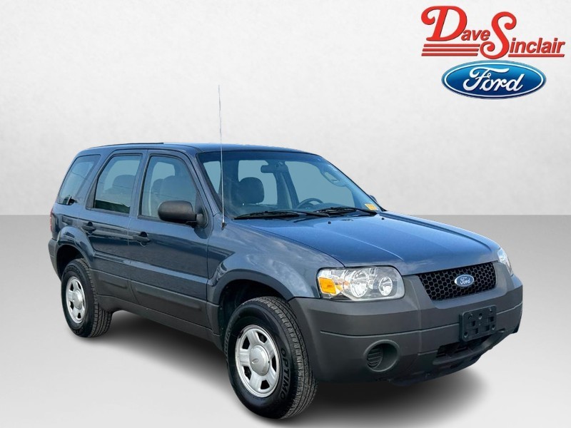 Ford Escape Vehicle Image 04