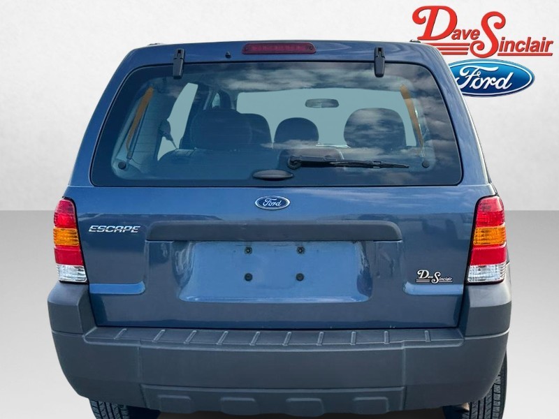 Ford Escape Vehicle Image 08