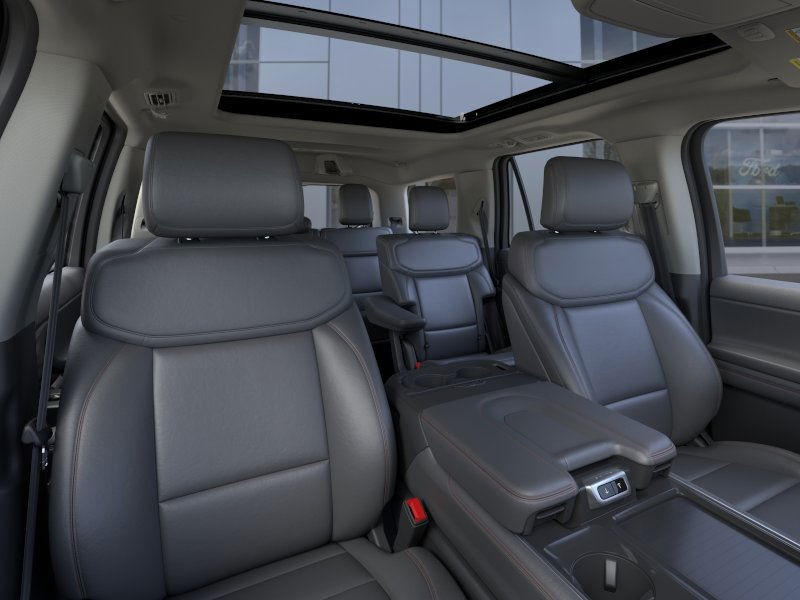Ford Expedition Vehicle Image 12