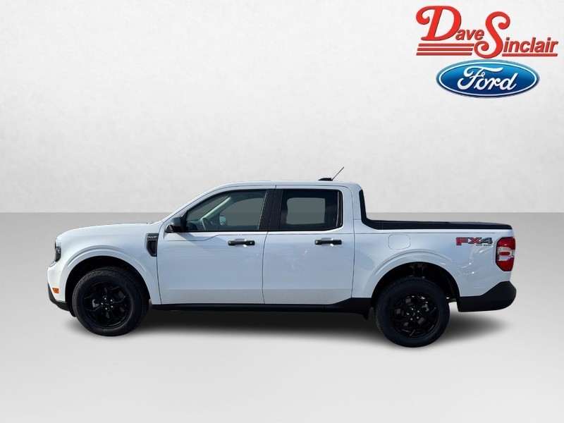 Ford Maverick Vehicle Image 10