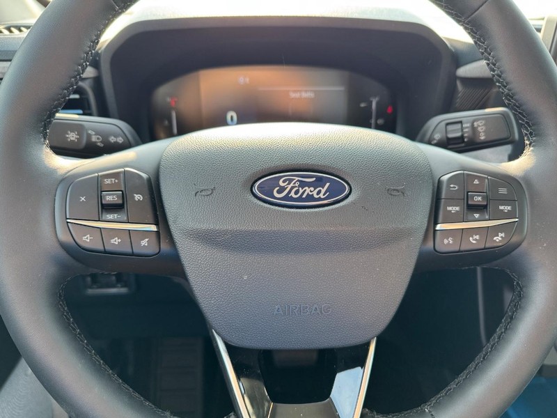 Ford Maverick Vehicle Image 20
