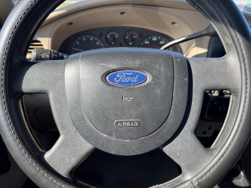 Ford Ranger Vehicle Image 18