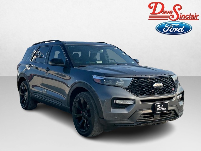 Ford Explorer Vehicle Image 04