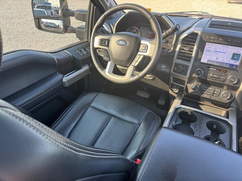 Ford Super Duty F-250 SRW Vehicle Image 15