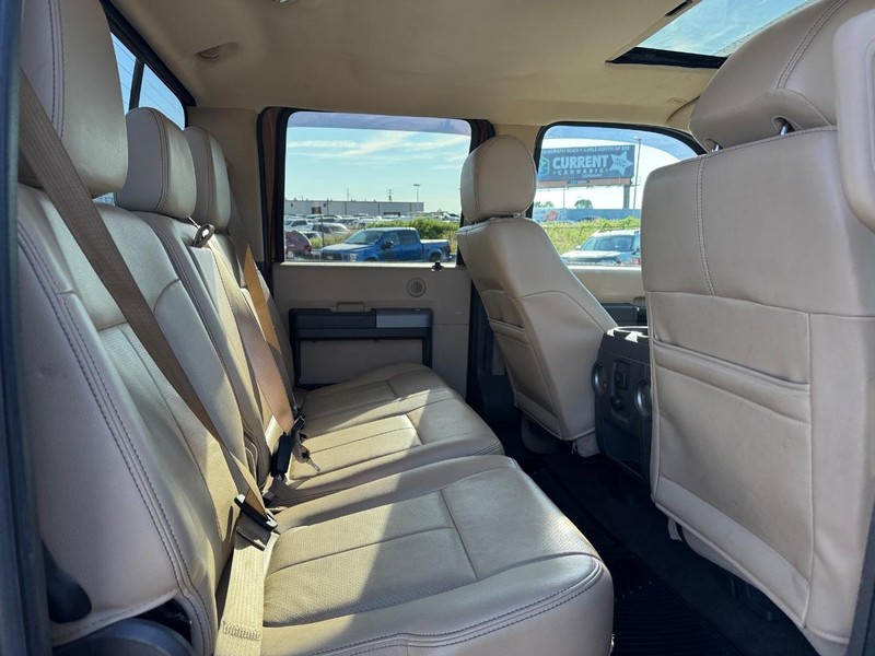 Ford Super Duty F-350 SRW Vehicle Image 13