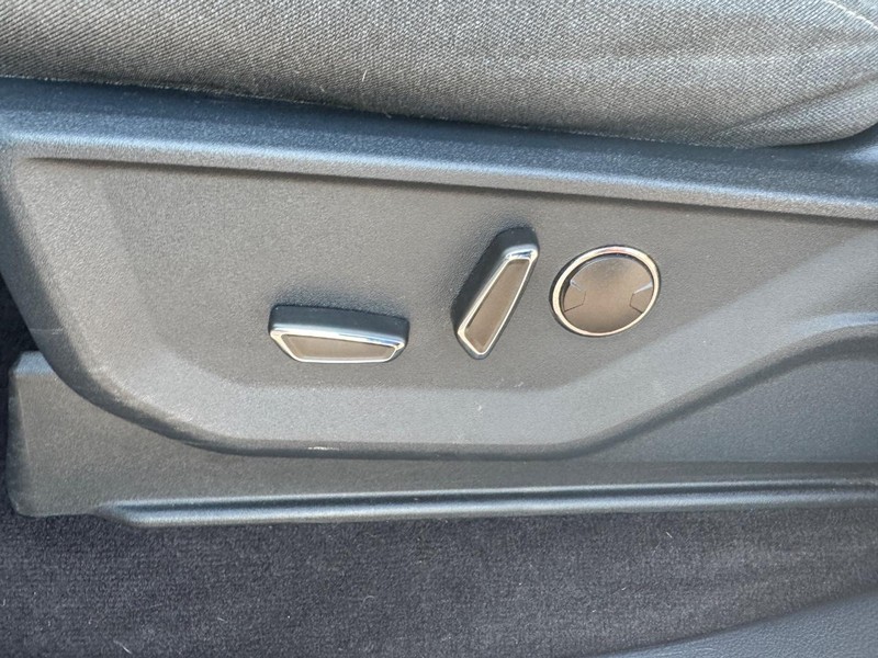 Ford F-150 Vehicle Image 17
