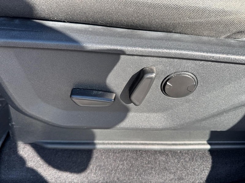 Ford F-150 Vehicle Image 17