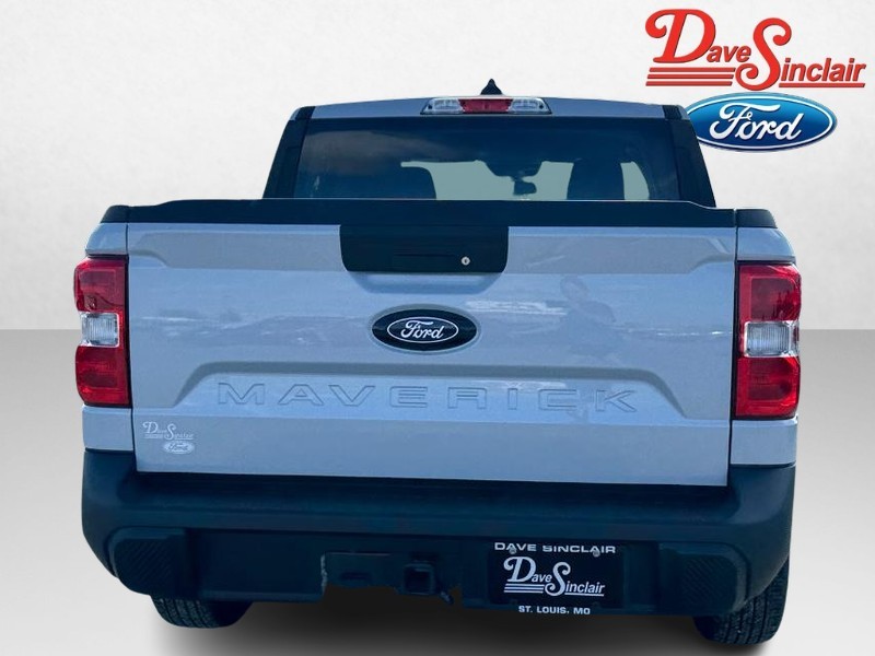 Ford Maverick Vehicle Image 08