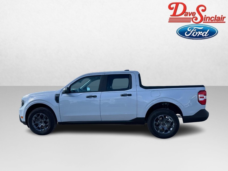Ford Maverick Vehicle Image 10