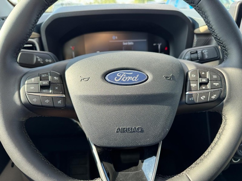 Ford Maverick Vehicle Image 20