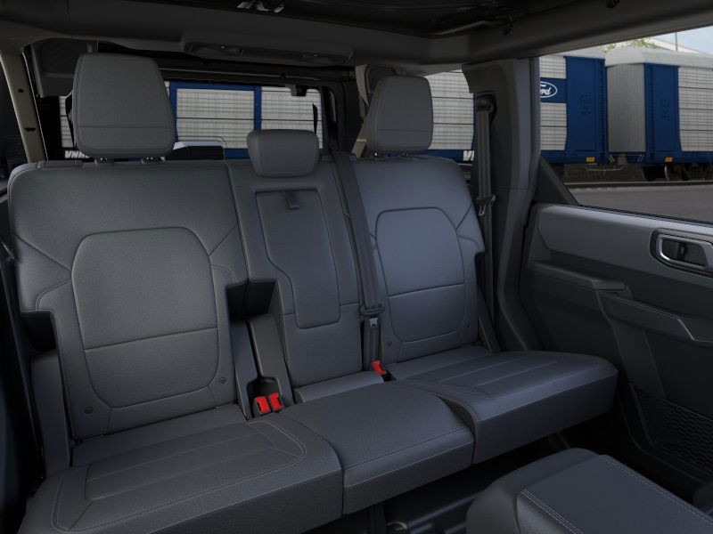 Ford Bronco Vehicle Image 13