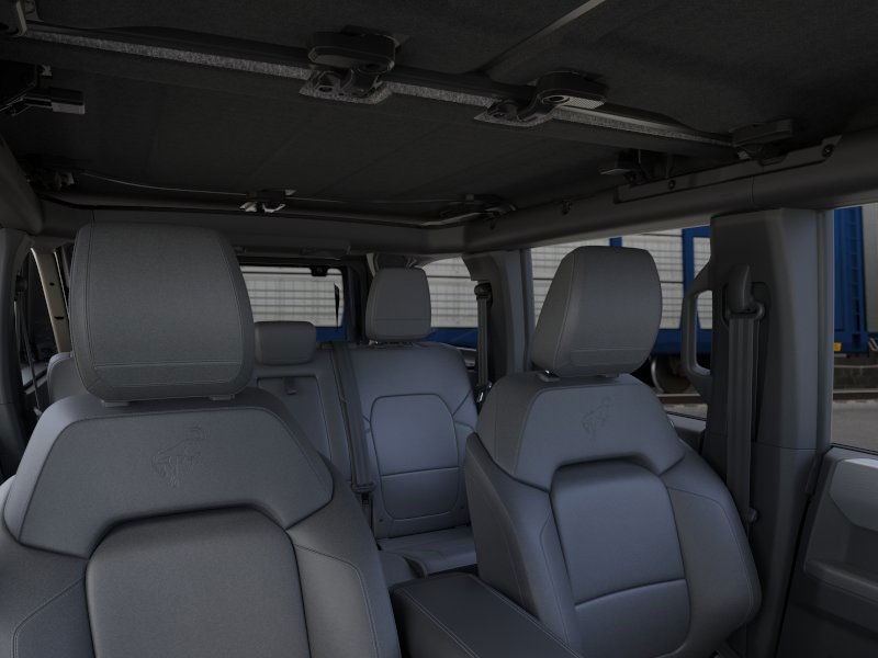 Ford Bronco Vehicle Image 14