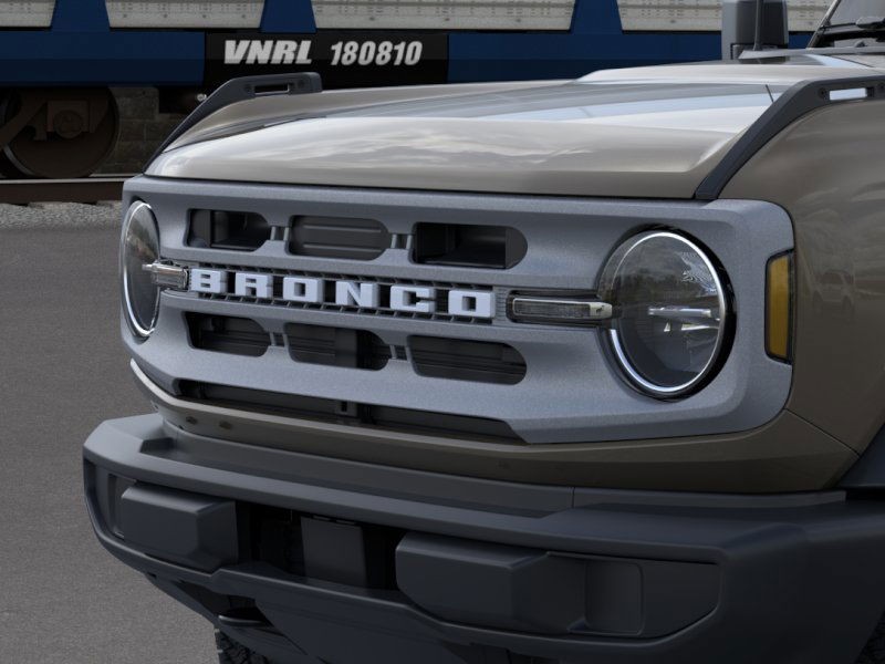 Ford Bronco Vehicle Image 21