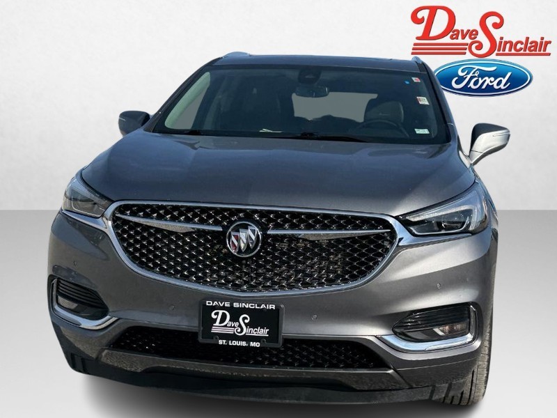 Buick Enclave Vehicle Image 02