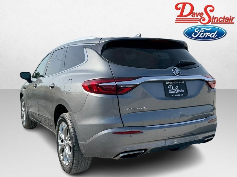 Buick Enclave Vehicle Image 09