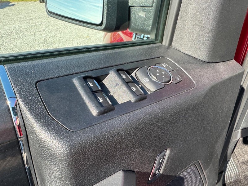 Ford F-150 Vehicle Image 18