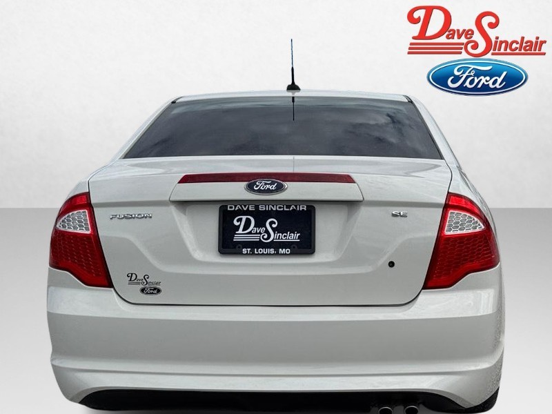 Ford Fusion Vehicle Image 08