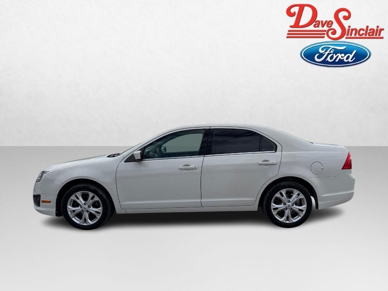 Ford Fusion Vehicle Image 10