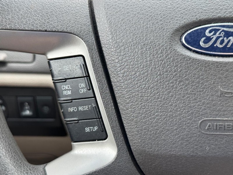 Ford Fusion Vehicle Image 20