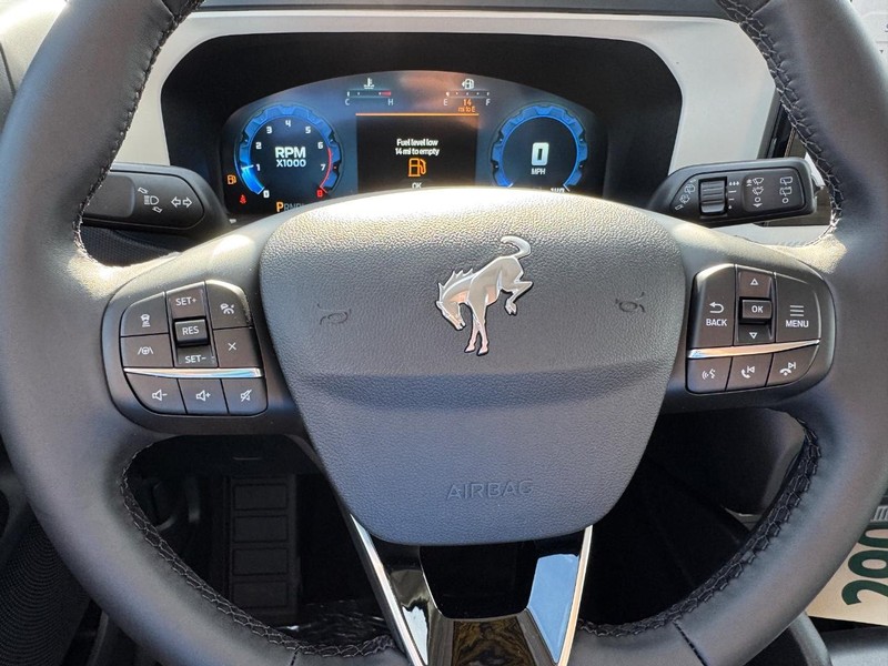 Ford Bronco Sport Vehicle Full-screen Gallery Image 18