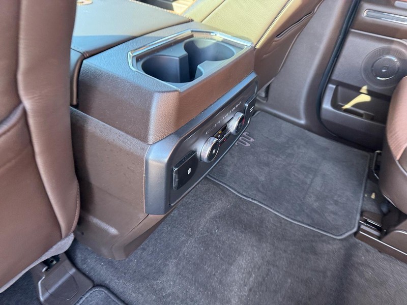Ford Expedition Max Vehicle Image 14