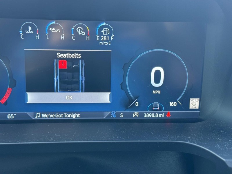 Ford Expedition Max Vehicle Image 27