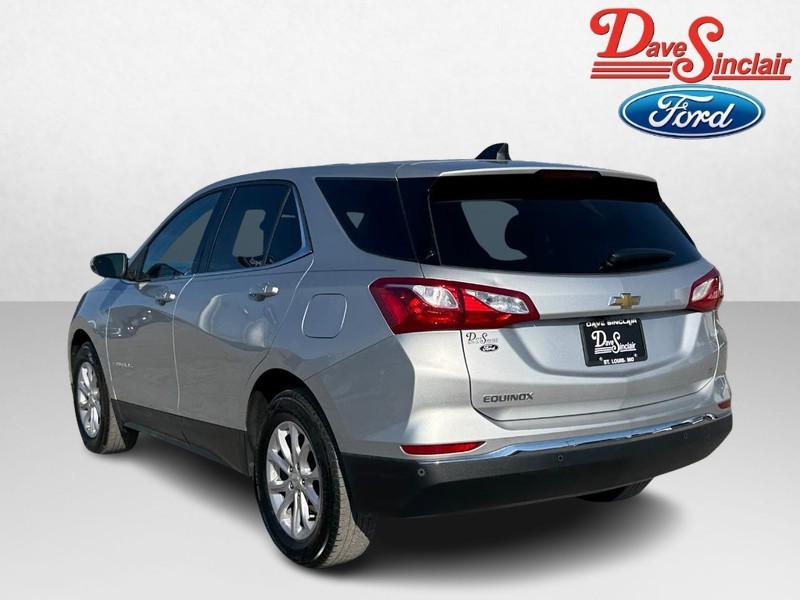 Chevrolet Equinox Vehicle Image 09