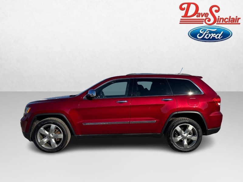 Jeep Grand Cherokee Vehicle Image 10