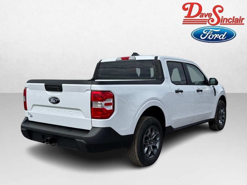 Ford Maverick Vehicle Image 07
