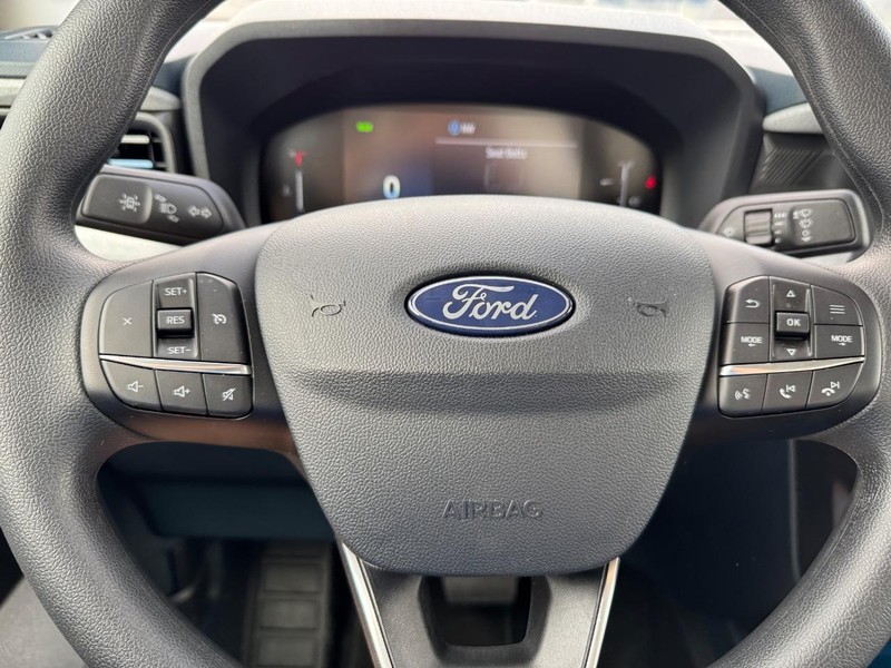 Ford Maverick Vehicle Image 19