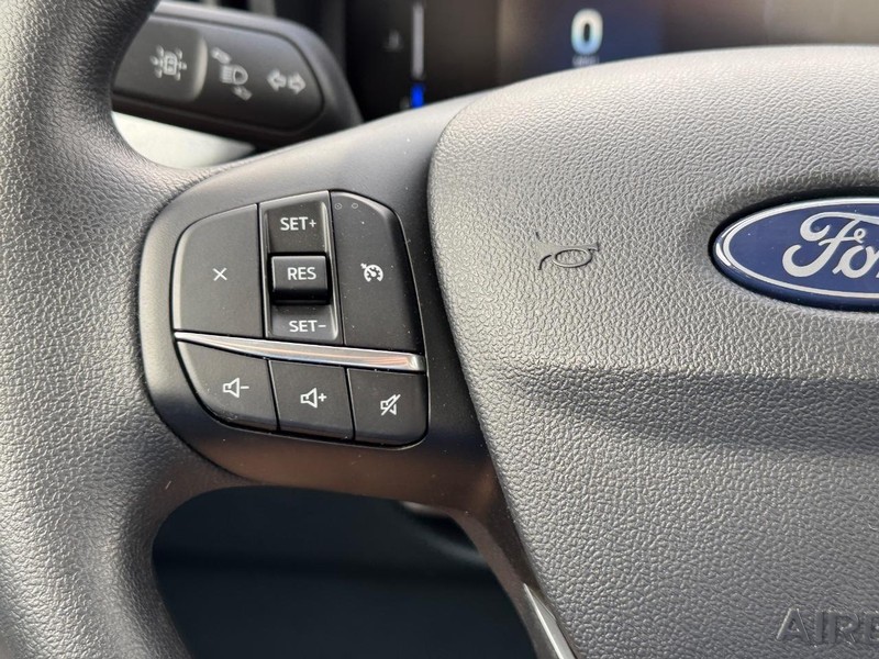 Ford Maverick Vehicle Image 20