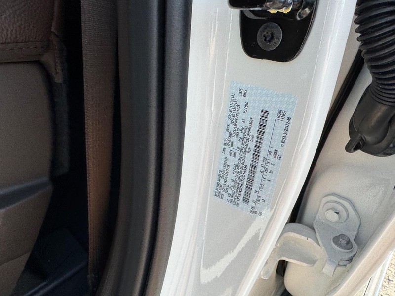 Ford Super Duty F-250 SRW Vehicle Image 27
