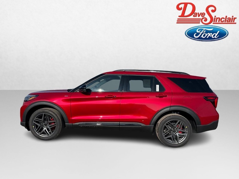 Ford Explorer Vehicle Full-screen Gallery Image 10