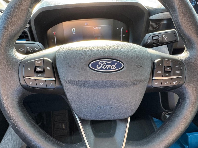 Ford Maverick Vehicle Image 19