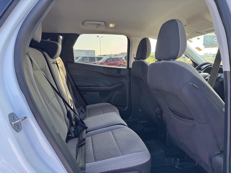 Ford Escape Vehicle Image 13