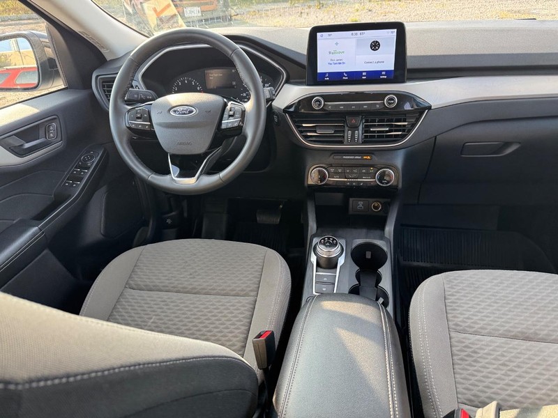 Ford Escape Vehicle Image 15